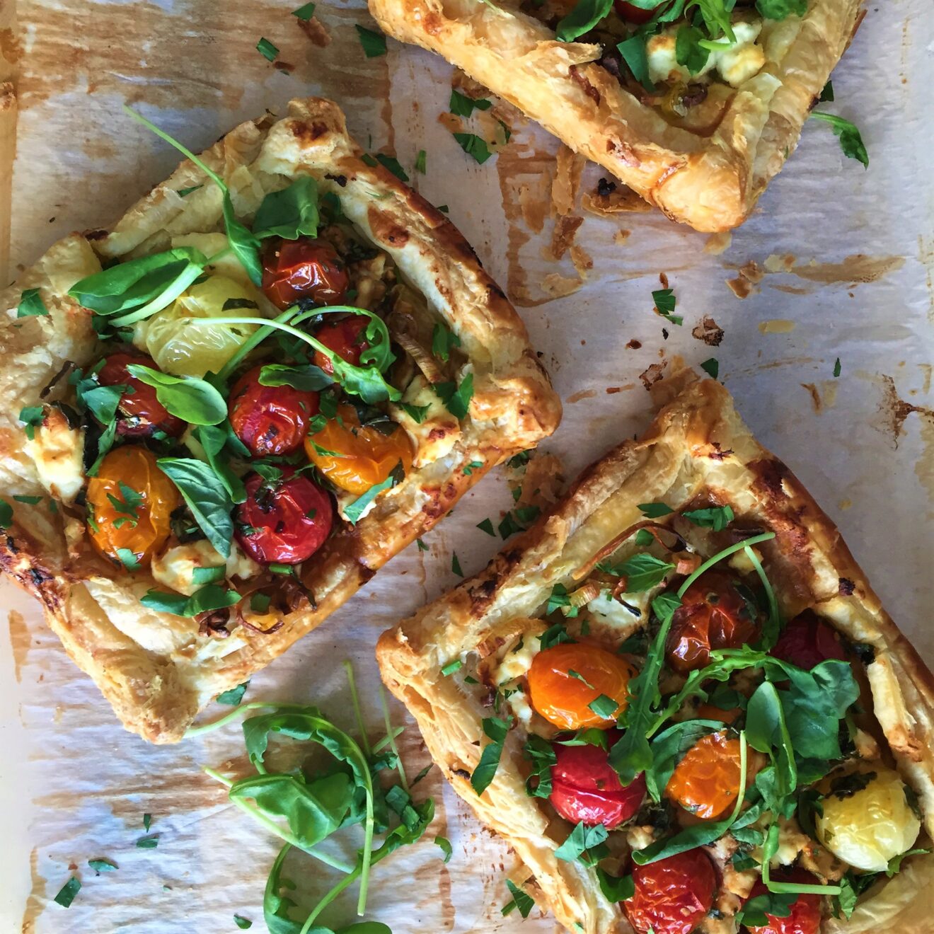 Balsamic Tomato Tarts with Caramelized Leeks and Goat Cheese - The ...