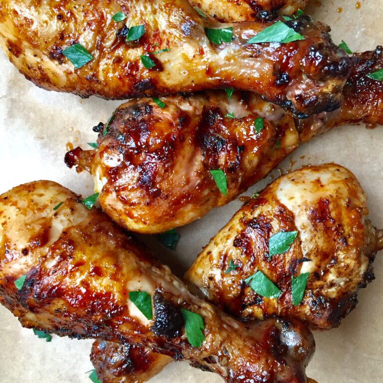 Spicy Grilled Chicken Drumsticks - The Hungary Soul