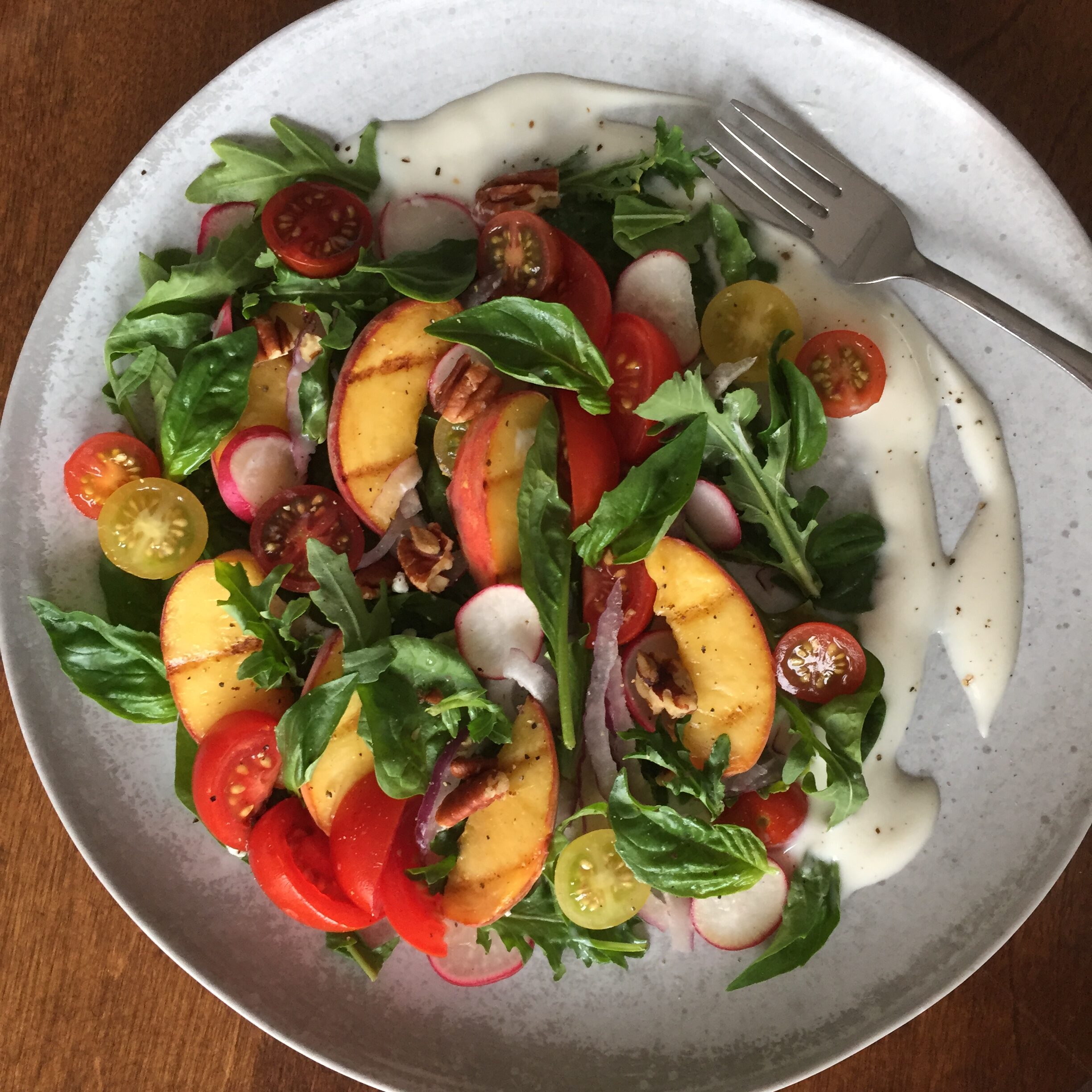 Summer Grilled Peach Salad with Creamy Yogurt Dressing - The Hungary Soul